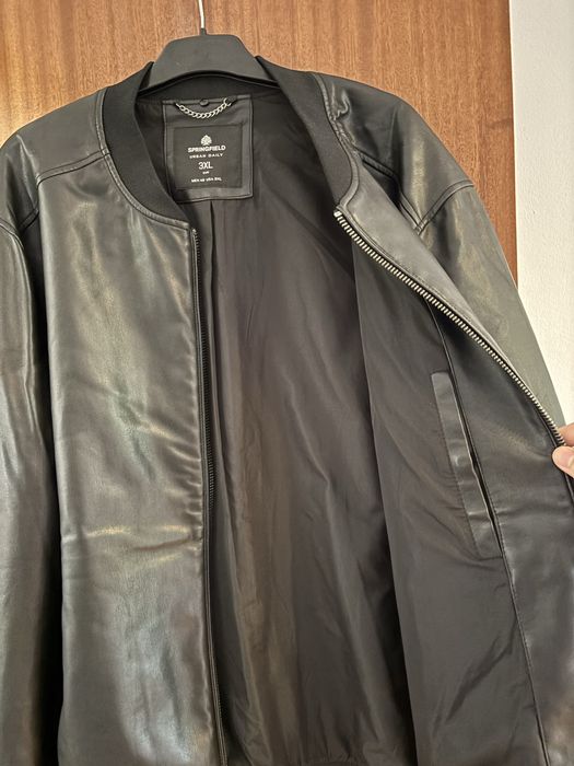 Casaco Preto estilo couro