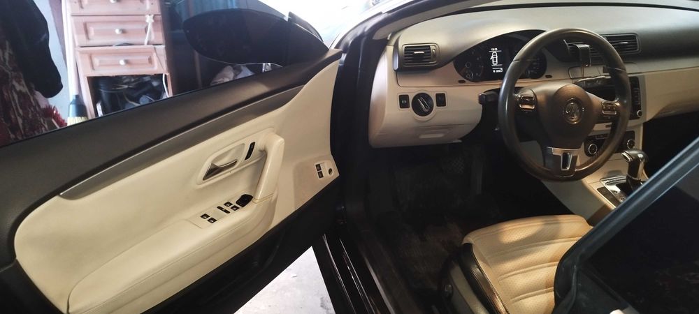 Фольксваген СС 2010 року