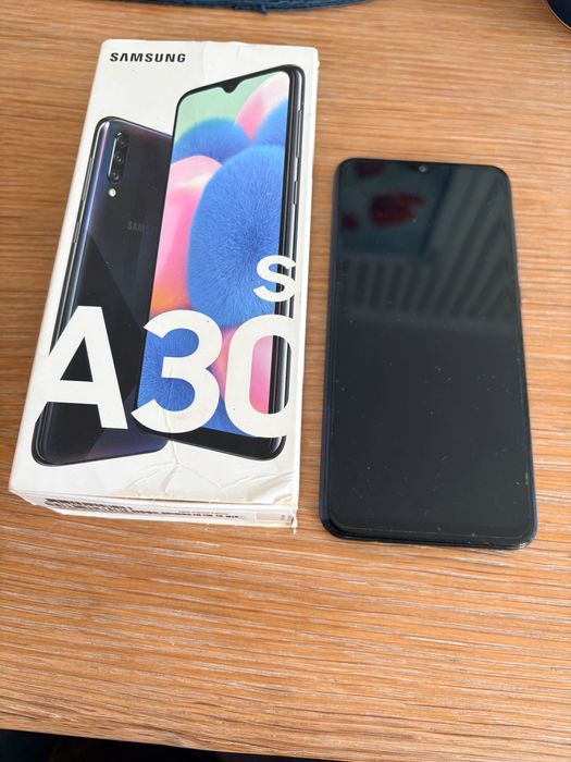 Samsung galaxy A30s 64 GB