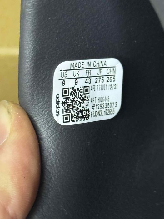 YZY slide Adidas UK 9 eur 43 nowe oryginalne