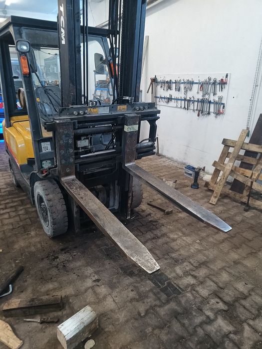 Wózek widłowy TCM Japoński nie toyota