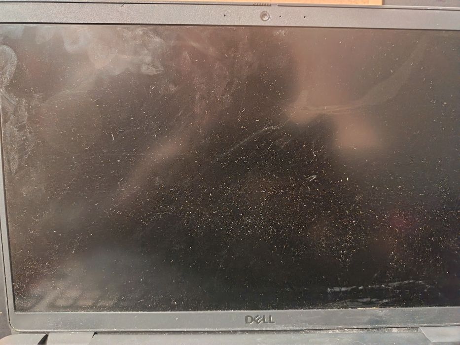 Laptop Dell letitunes 3530