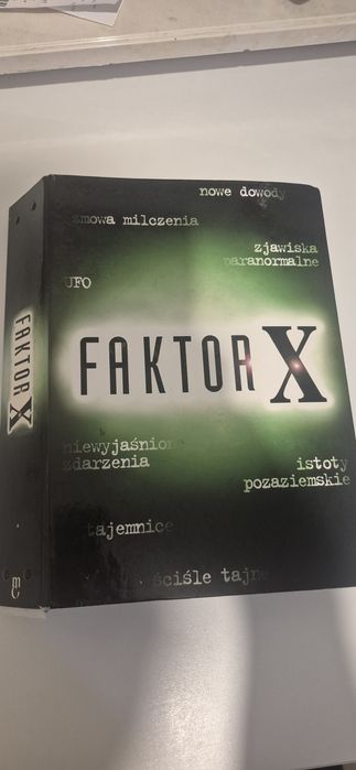 Faktor X - strefa 51 /16 tomów /448 stron