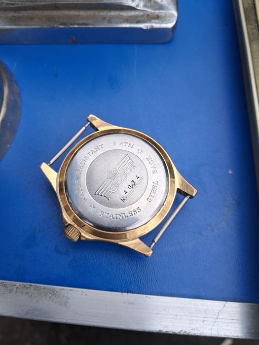 Часы под ремонт полет