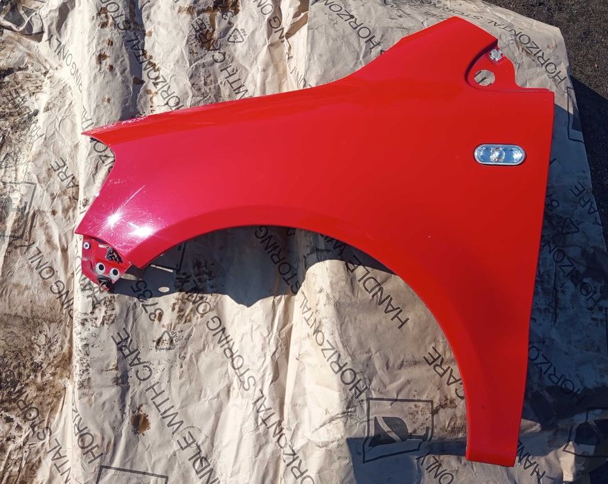 Błotnik Lewy Przód przedni VW Volkswagen FOX 5Z0.821.155