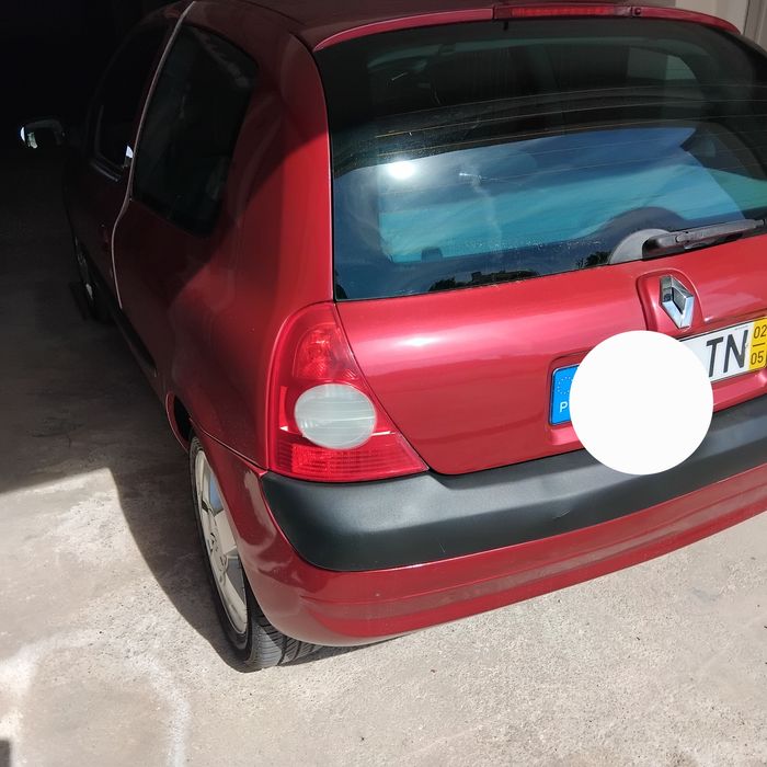Vendo renaut  clio cx automática cor marron
