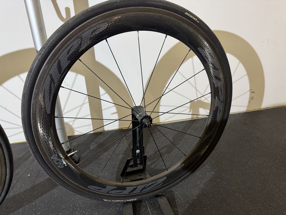Rodas Zipp 404 NSW pneu- Topo de gama