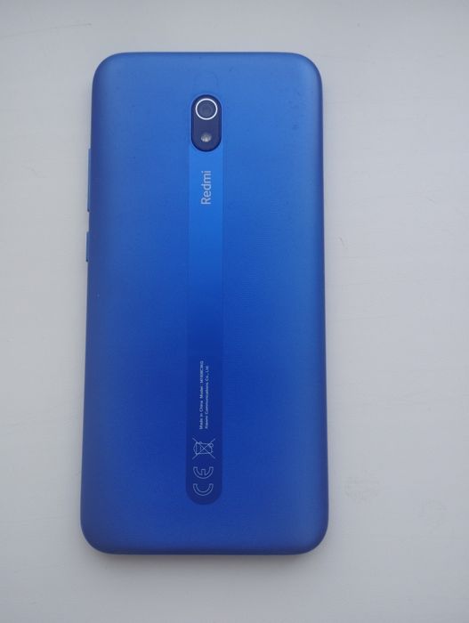 Продам телефон Ксіомі 8а