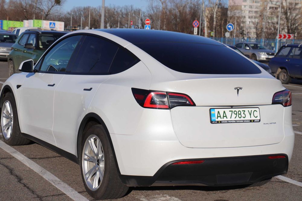 Tesla Model Y 2020 Long Range, в гарному стані!