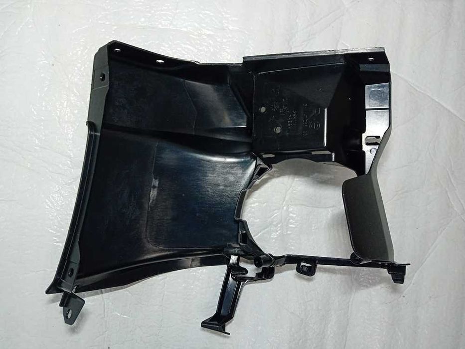 Mocowanie halogenu prawe  BMW Seria: 3' F30 , F31 nr. mag 1/132