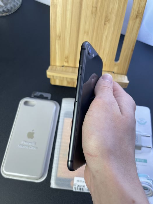 100% АКБ IPhone 8 | Айфон 64gb Neverlock