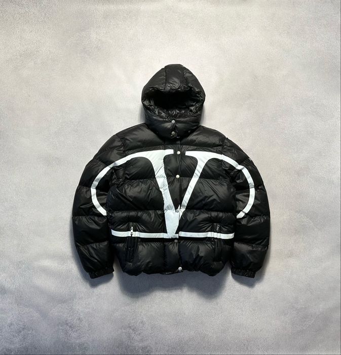 Куртка Valentino x Moncler Puffer Jacket