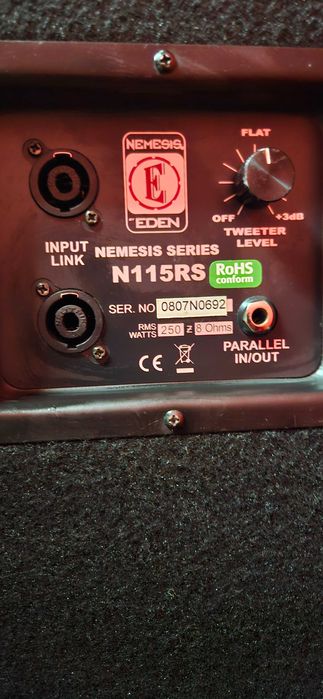 Amplificador de Baixo Eden Nemesis RS-700 + 2 Colunas