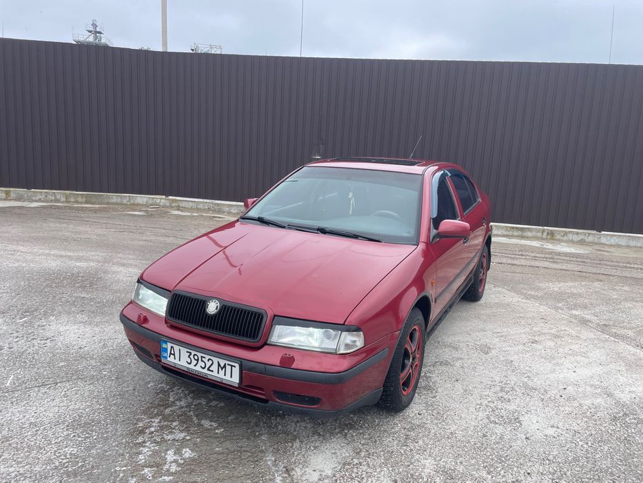 Продам шкоду Октавію