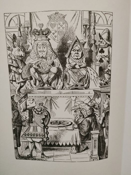 Алиса в стране чудес, Алиса в Зазеркалье