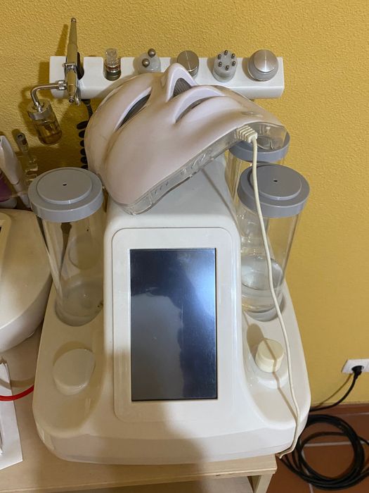 MÁQUINAS ESTÉTICA avançada e marquesa portátil