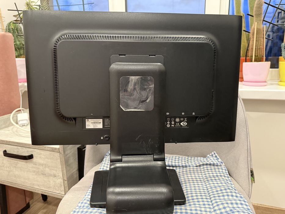 Монітор HP Compaq LA2306x