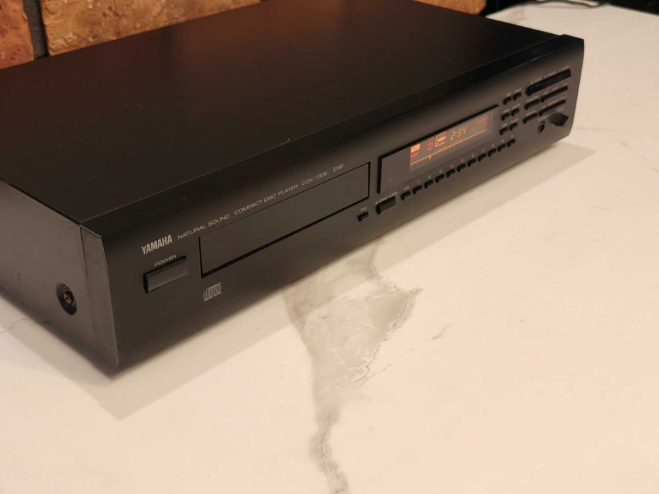 YAMAHA CDX - 730 E RS - Wysoki model ! Znakomity odtwarzacz CD