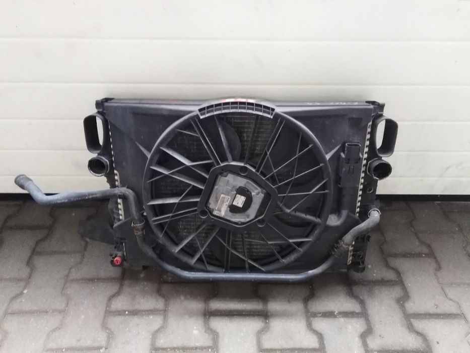 Mercedes W211 E350 272km komplet chłodnic