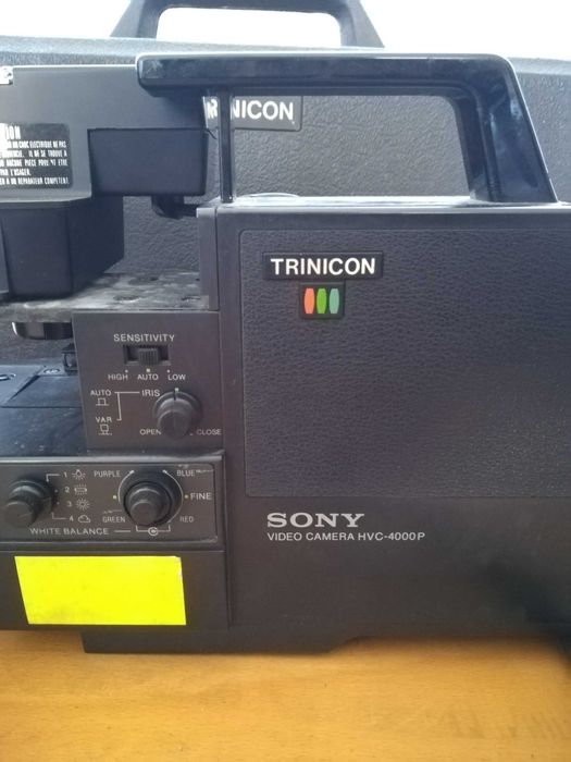 Sony Trinicon Video Camera HVC-4000P