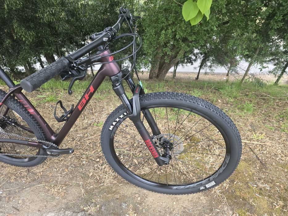 Bh ultimate carbono 29 nova