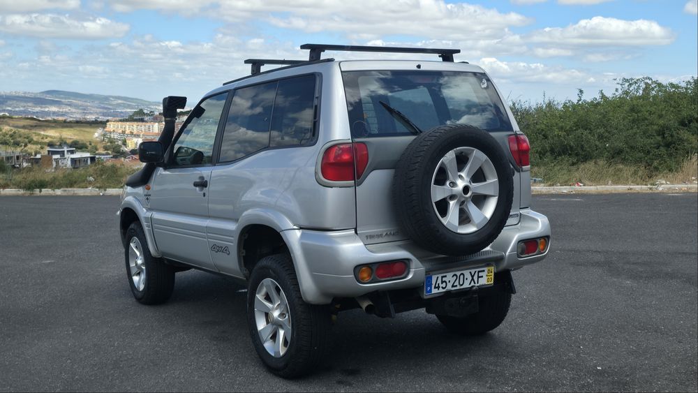 Nissan Terrano 3.0 DiD foto 3