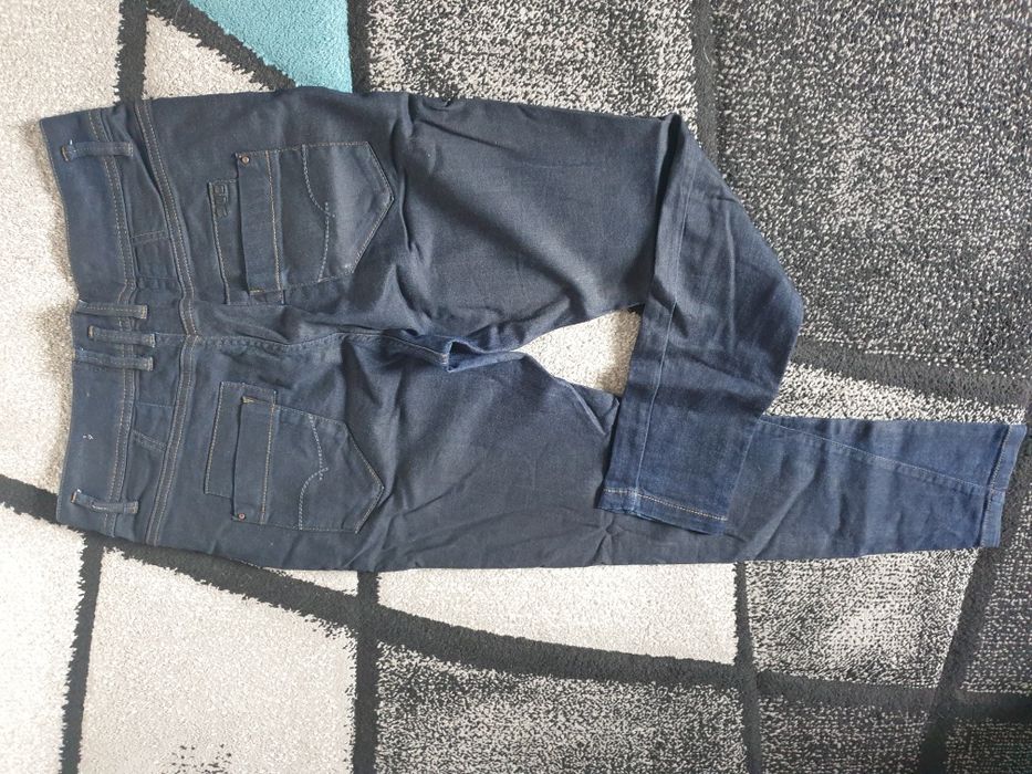Jeansy Zara model Baggy