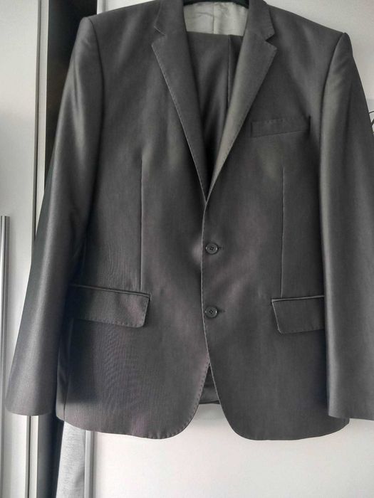 Sprzedam garnitur męski roz. marynarki 58