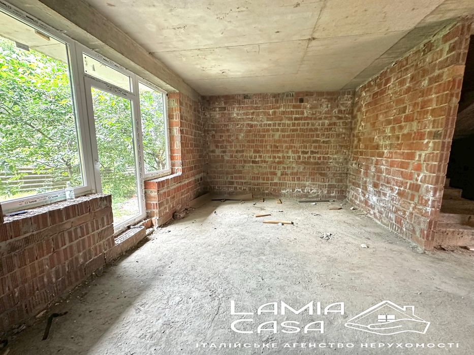 Продаж таунхауса , початок Годилова . 2 хв від Майдану