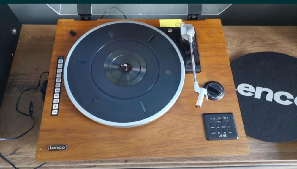 Gramofon LENCO LS-55WA