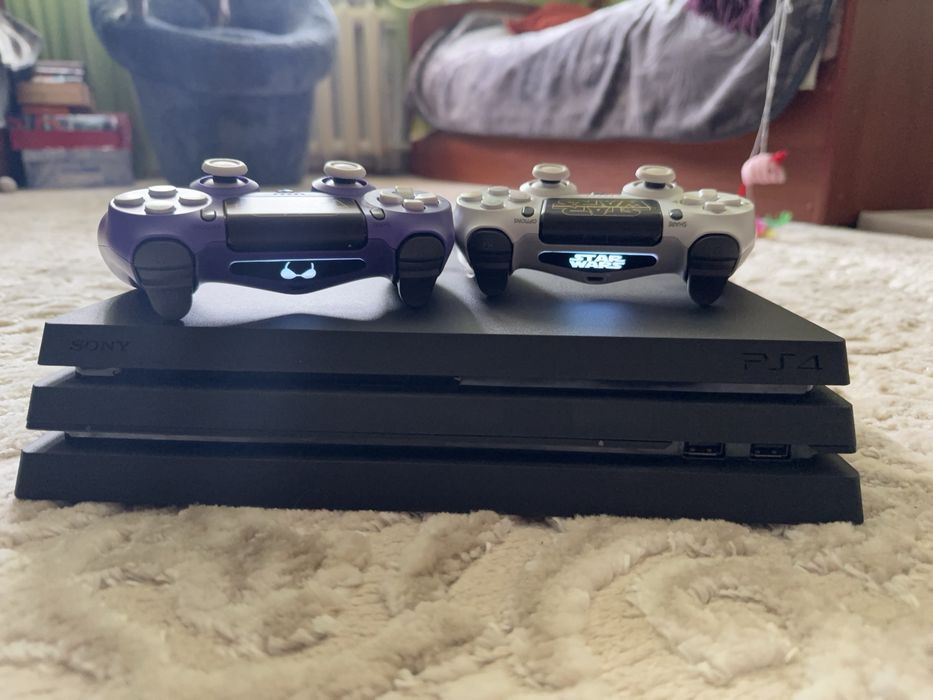 Продам PlayStation 4 Pro 1 Tb