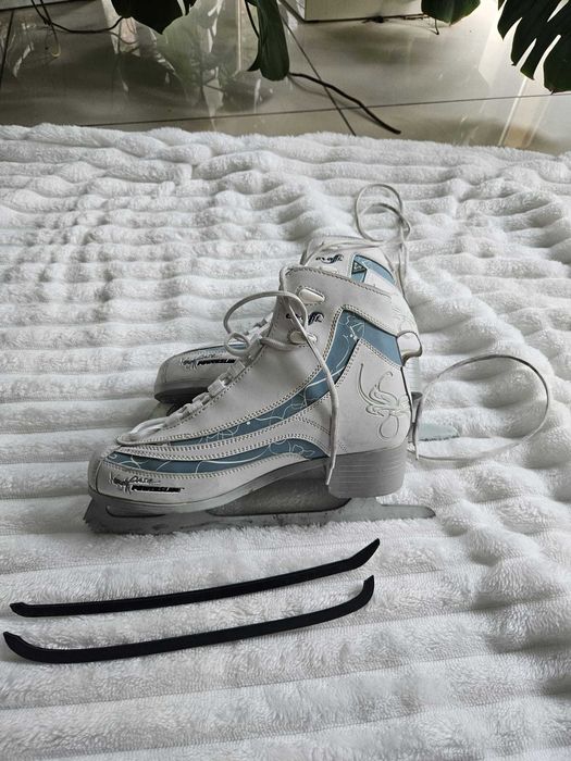 Łyżwy figurowe Powerslide Ice Pure Woman z pokrowcem | r. 42