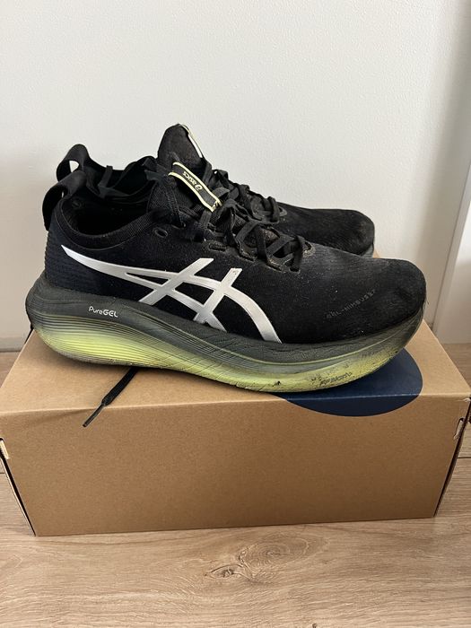 Asics nimbus 27 43.5 buty do biegania