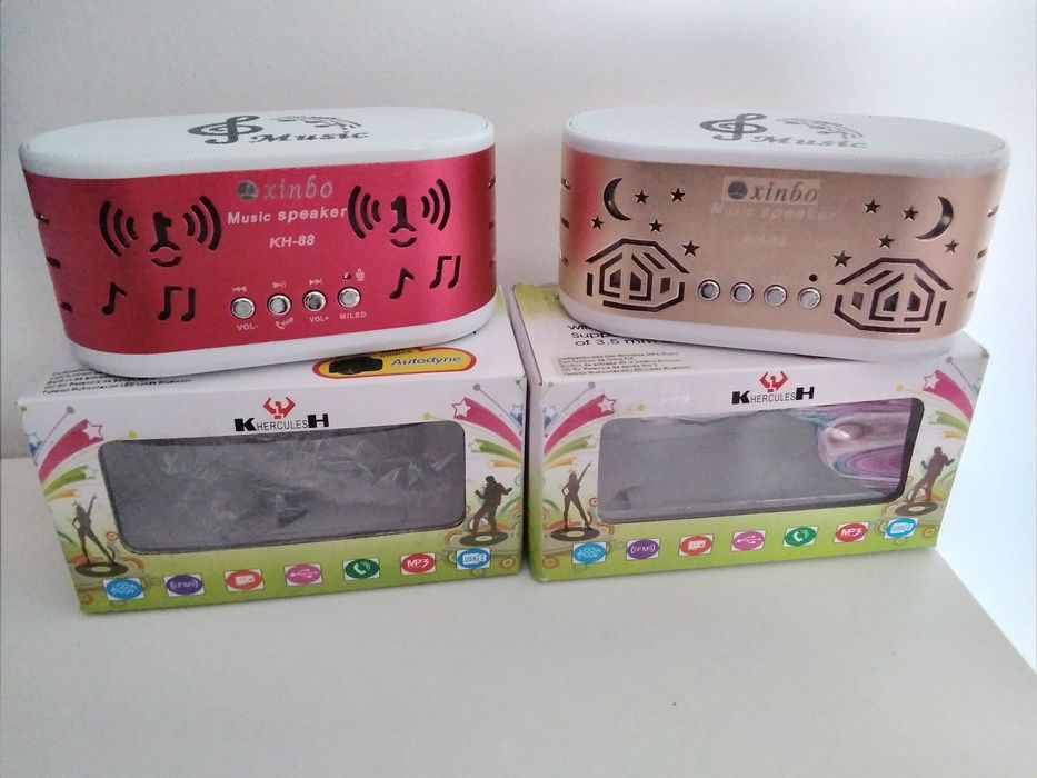 Music Column: MP3 USB with Good Sound (Pink or Golden)64737773801729120