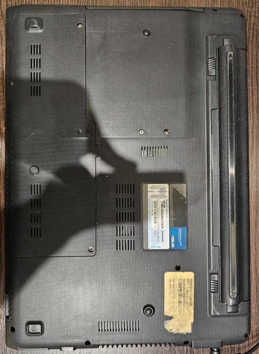 Ноутбук ASUS U56E