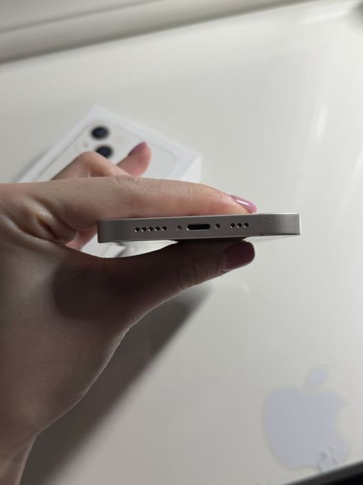 iphone 13 256gb  білий