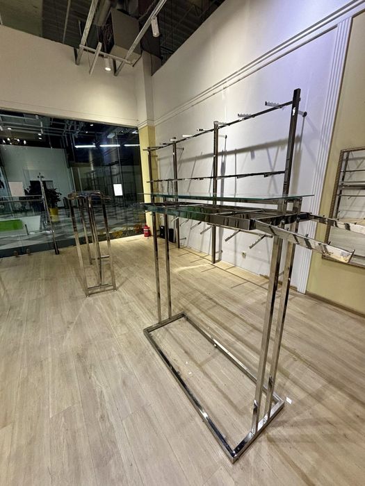 Торгове обладння стійка для одягу