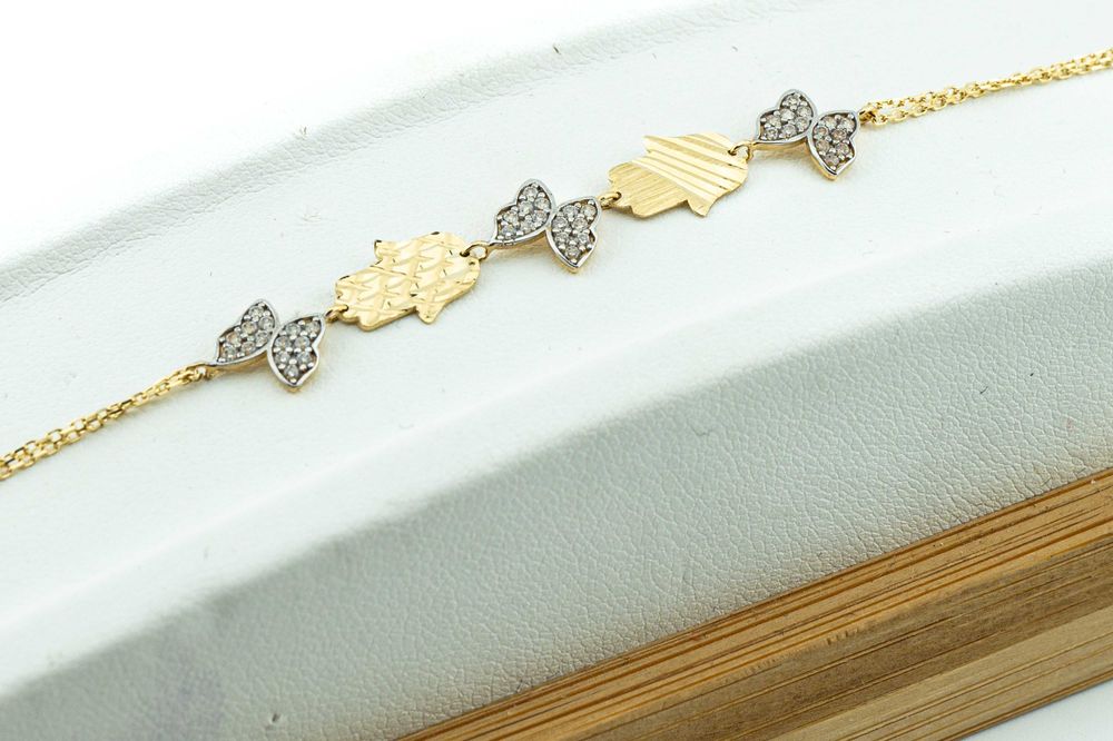 Złota bransoletka 585 Ręka Fatimy i motyle amulet na szczęście
