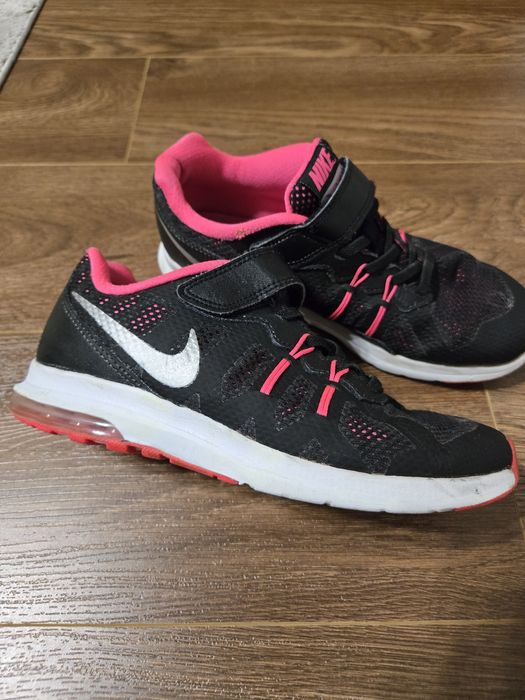 Кросівки Nike 35 розмір