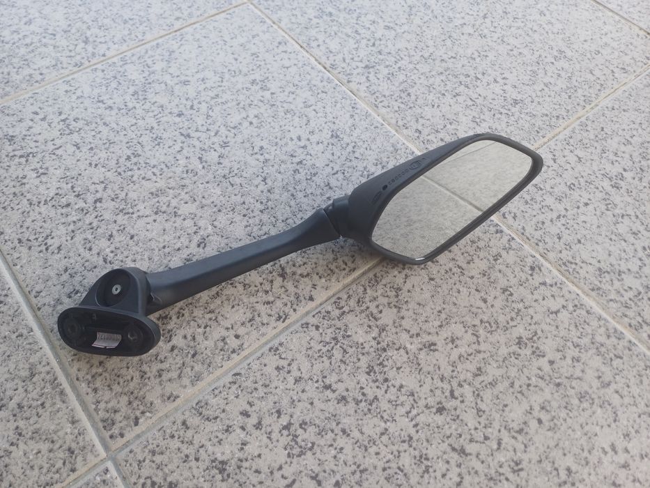 Espelho lado direito r125