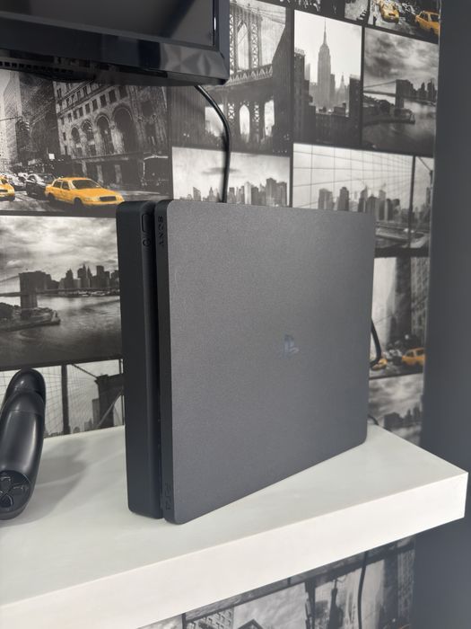 Ps4 Slim 1tb + comandos