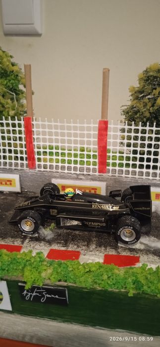 Diorama Senna GP Portugal 1985