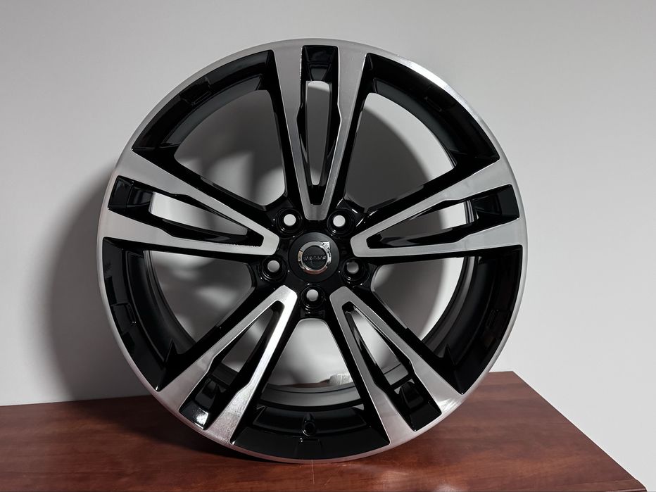 Prostowanie malowanie felg aluminiowych 17-22 cali