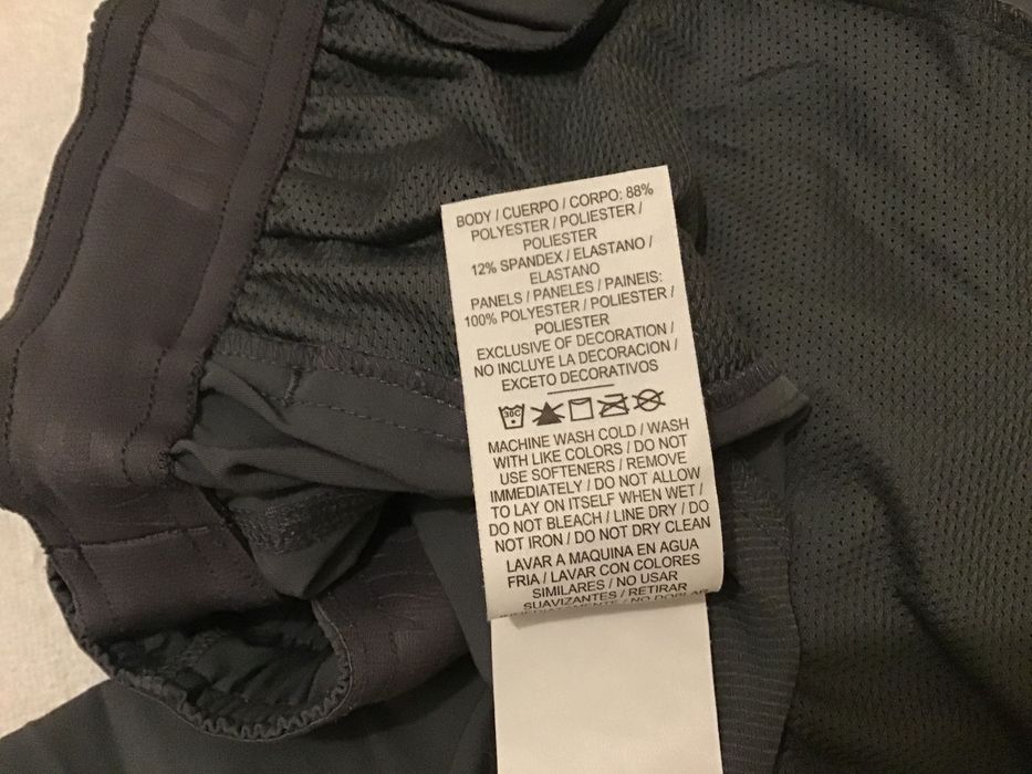 Calções marca Nike
