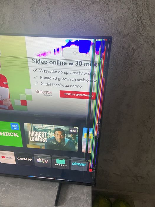 Telewizor Hisense QLEDE7 , 58 cali uszkodzony