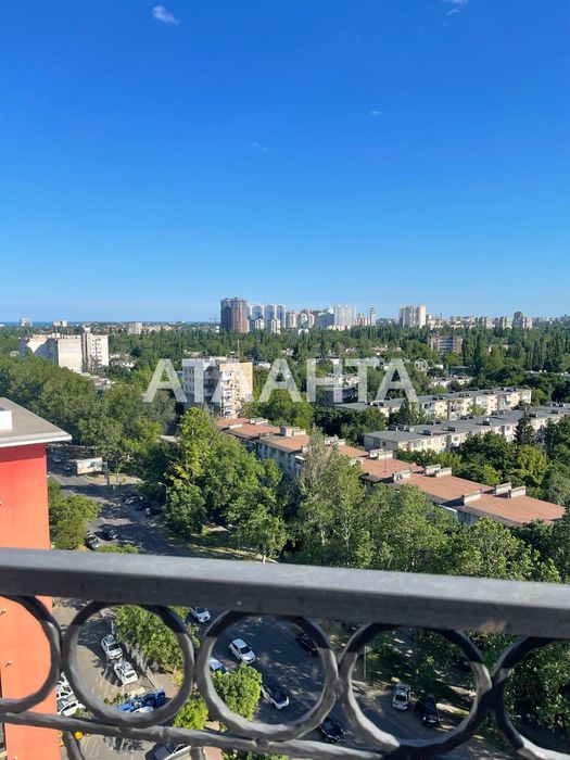 Двухкомнатная квартира в ЖК Эталон