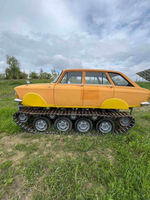Саморобний гусеничний автомобіль