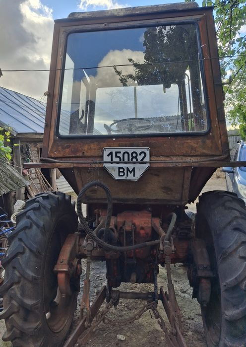 Продам трактор т25.