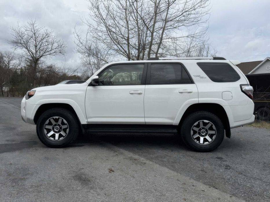 Toyota 4Runner      2018