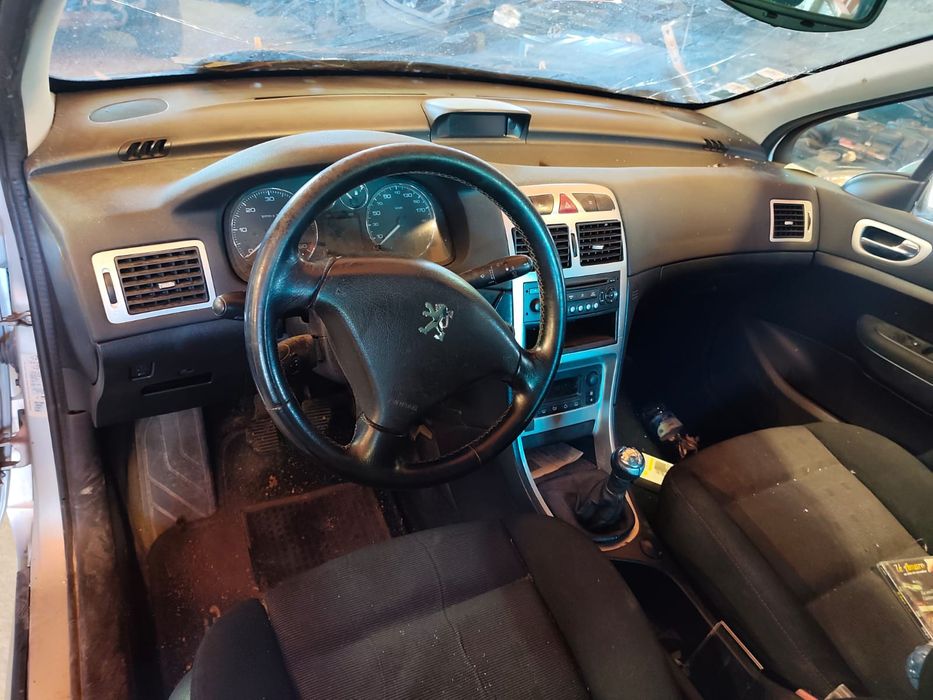Peugeot 307 1.6 Hdi 6 vel ano 2006 para peças todo Material disponível